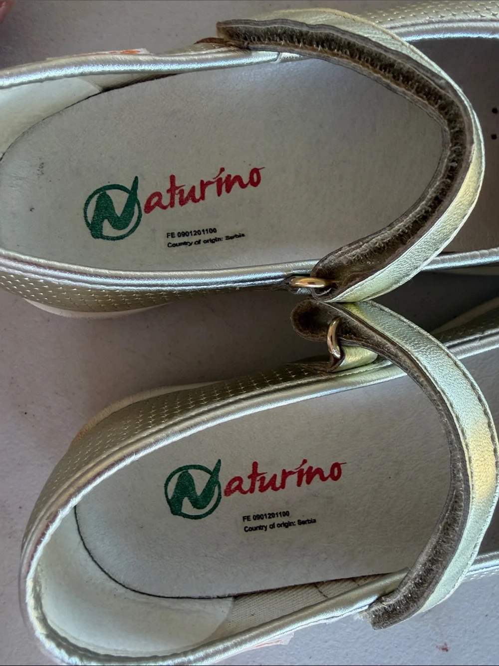 Naturino Girls' Metallic Gold Mary Jane Shoes with Hook-and-Loop Strap